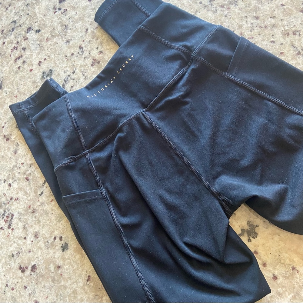 Donating soon* VS leggings